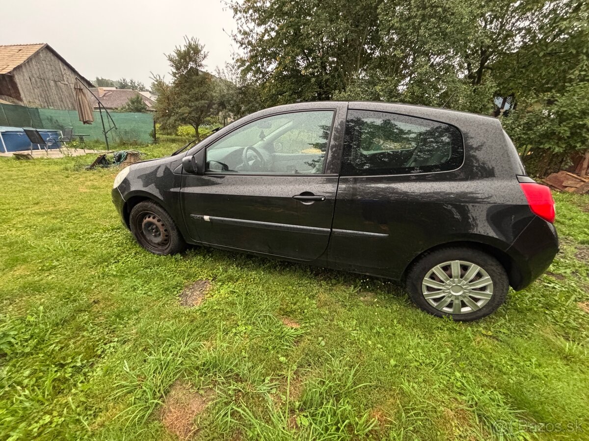 Renault Clio MK3 1.5DCi - 5
