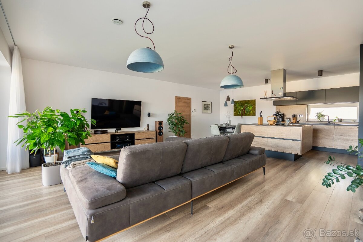 Moderný inteligentný bungalov s fotovoltaikou. - 5