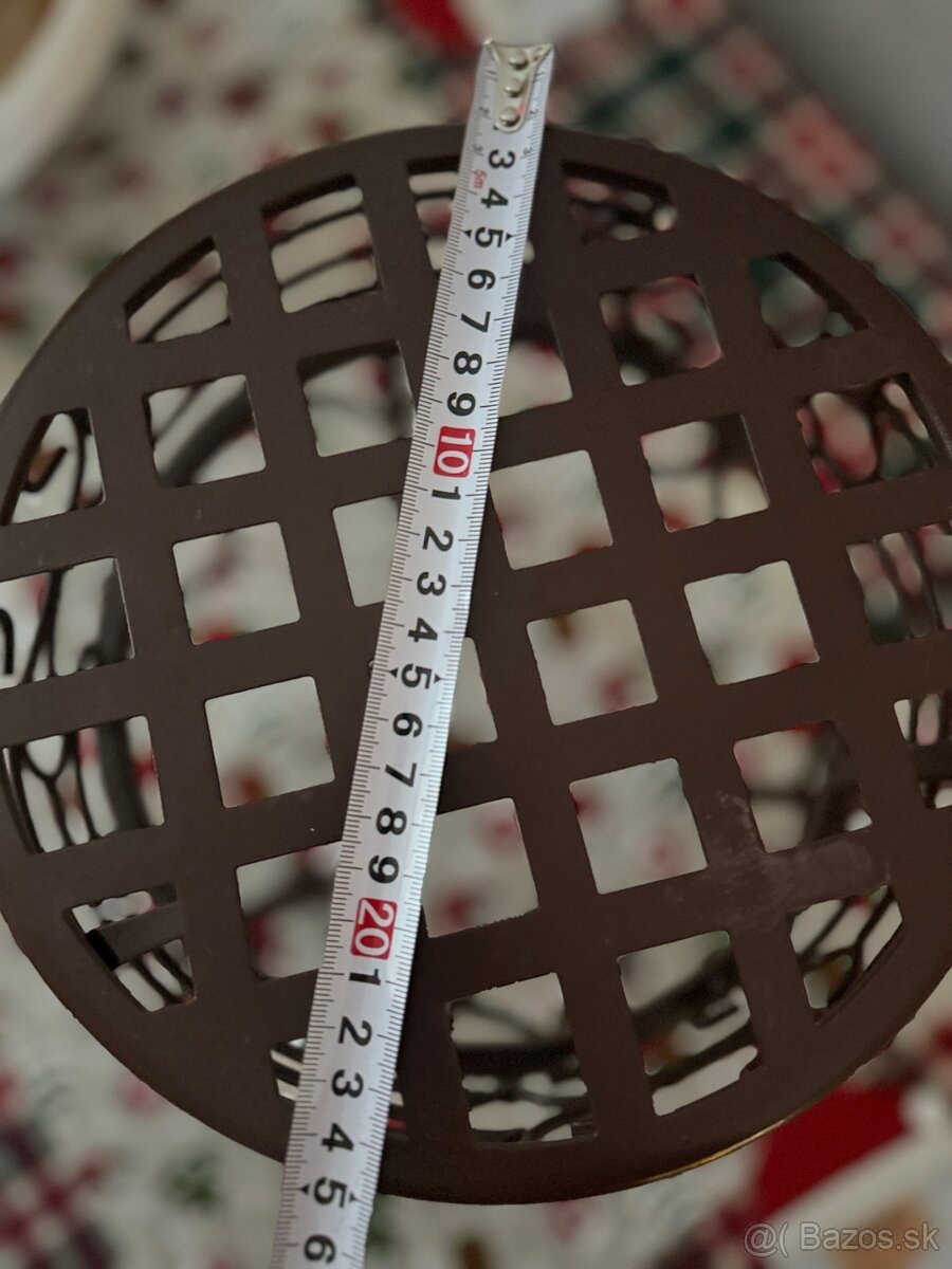 Kovový stojan na kvety – dekoratívny stolček - 5