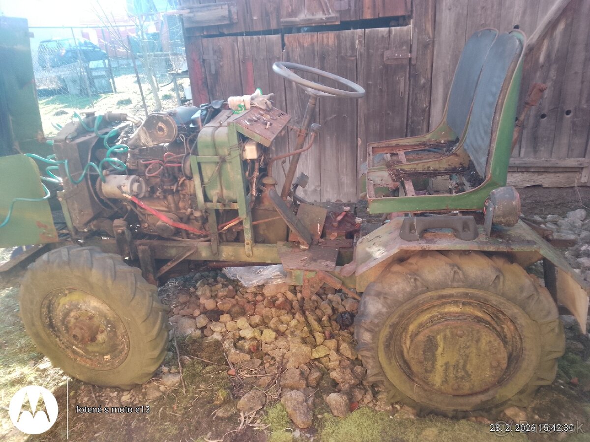 Predám robený malotraktor 4×4 - 5