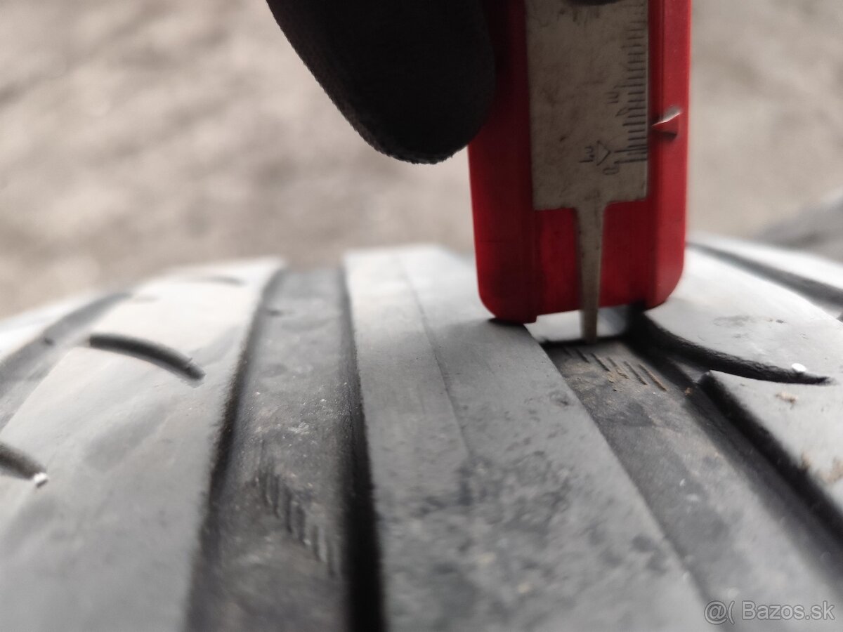 Letné 235/45r17 sebring - 5