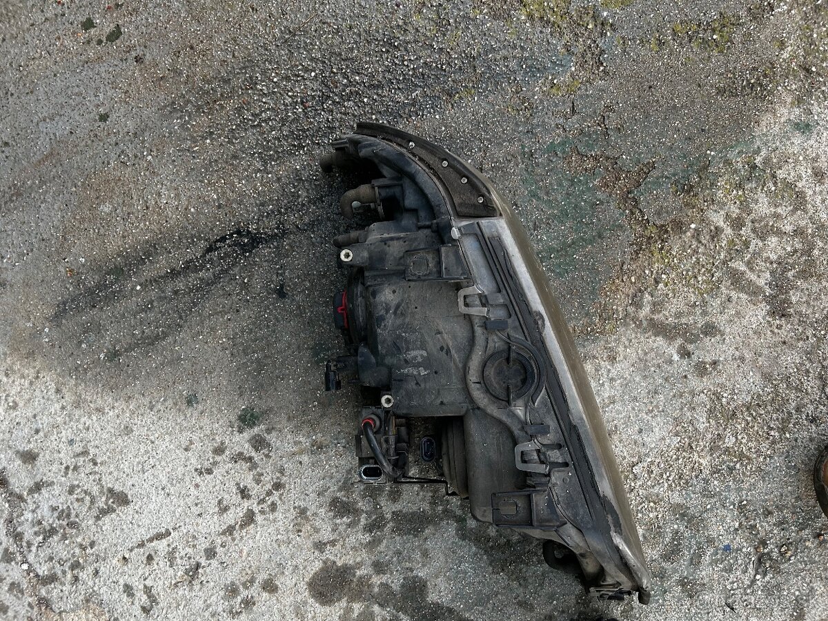 Predné svetlá Bmw e39 Hella - 5