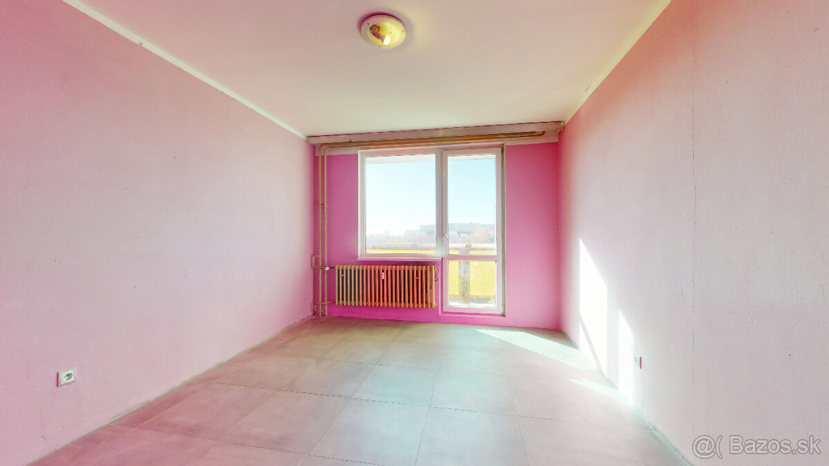 1 - IZBOVÝ PANELOVÝ BYT S LOGGIOU - 5