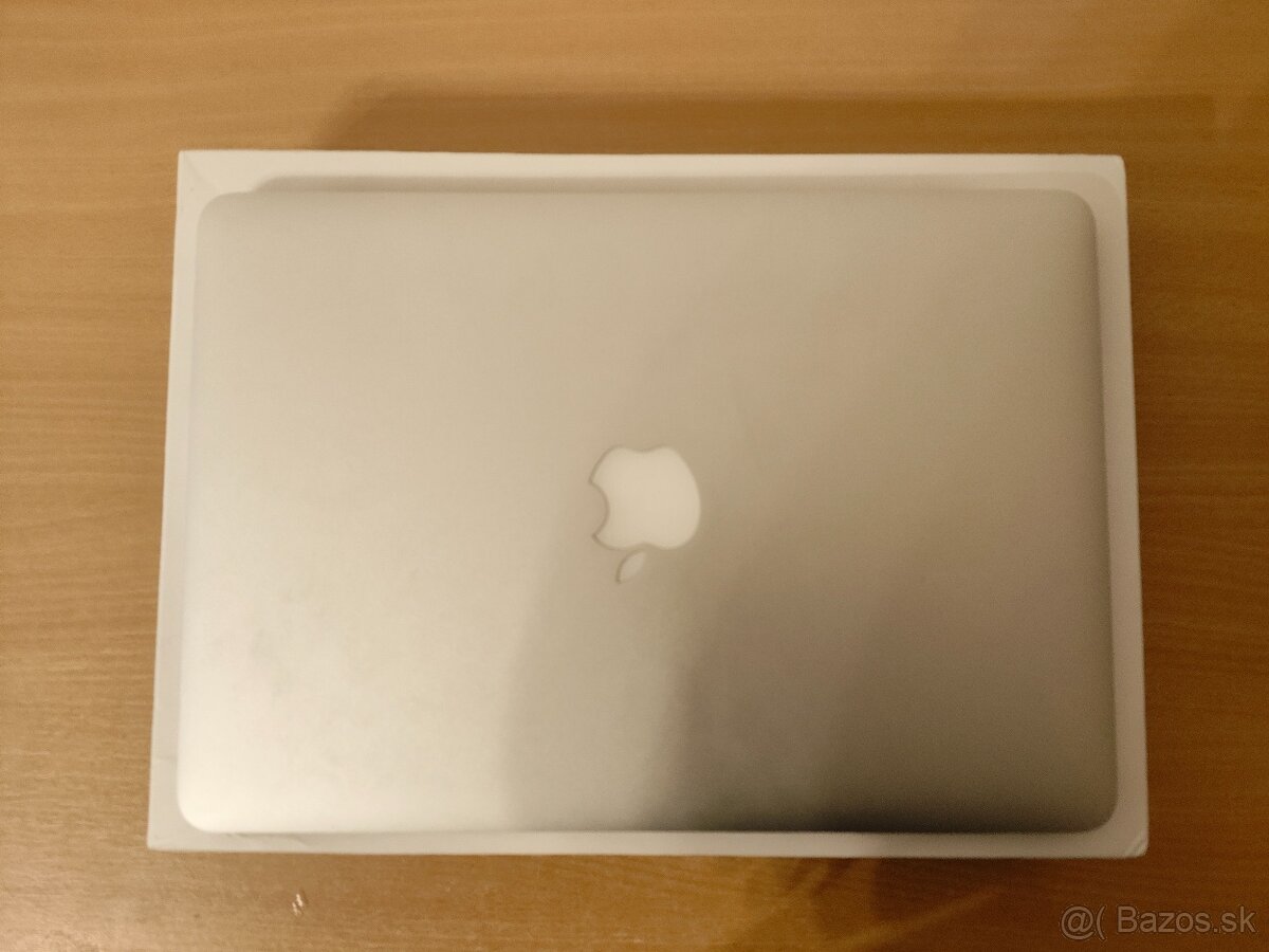 Apple MacBook Pro A1502 – Intel Core i5 | 8 GB RAM | 256 GB - 5