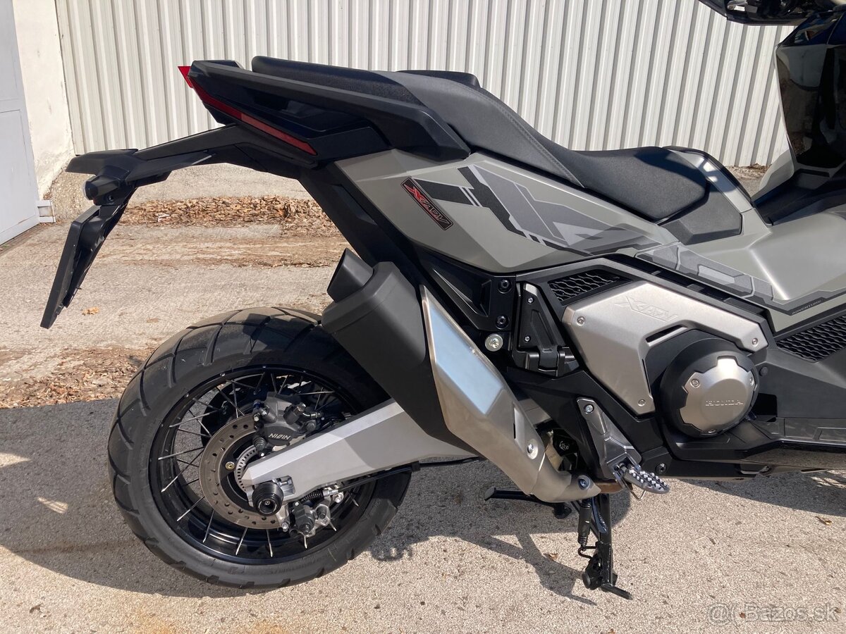 Honda x-adv 750 - 5