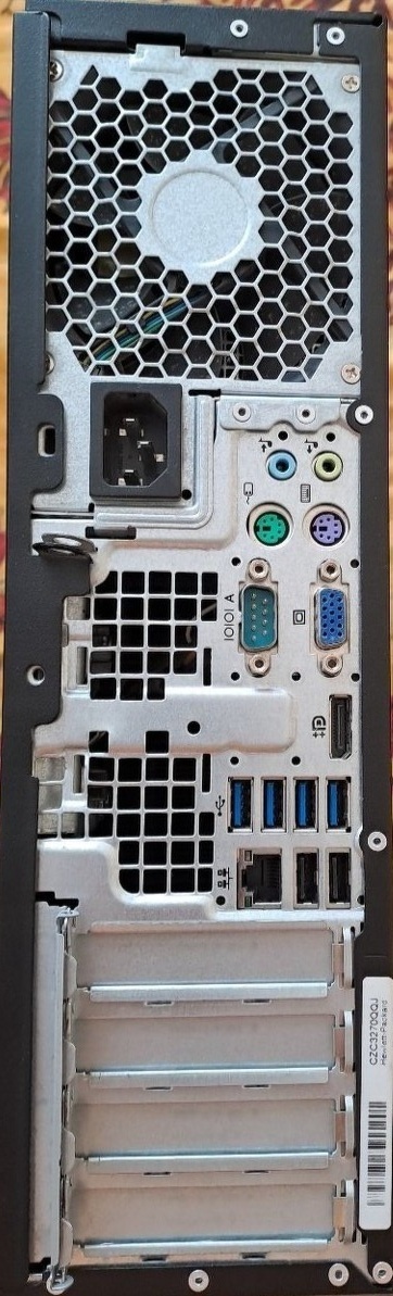 Pocitac s monitorom HP - 5