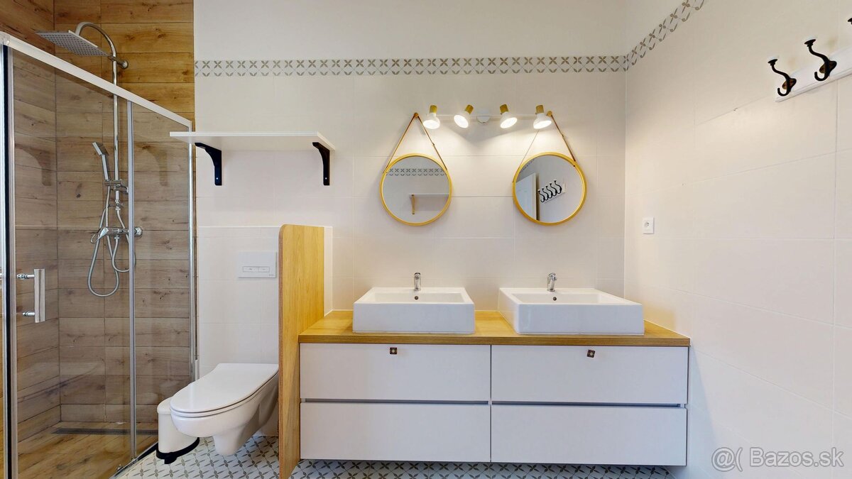 NA PREDAJ Moderný 4-izbový rodinný dom v tichej lokalite - 5