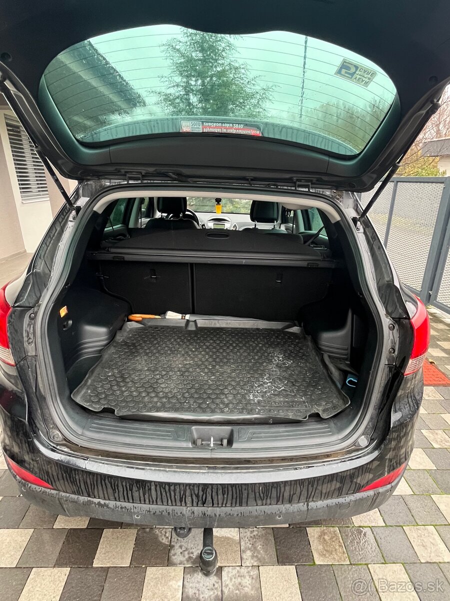 Hyundai ix35 2.0 crdi 2011 4x4 s uzávierkou a s ťažným - 5