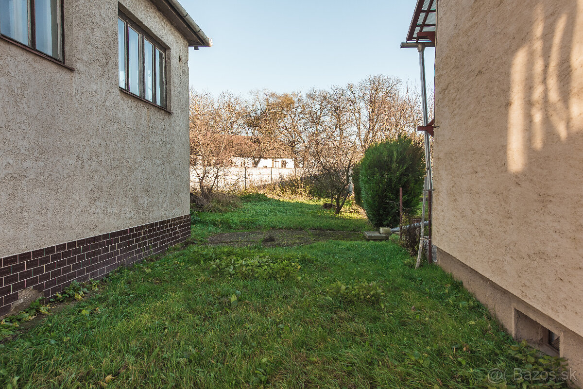 Rodinný dom určený na rekonštrukciu v obci Veľké Trakany. - 5