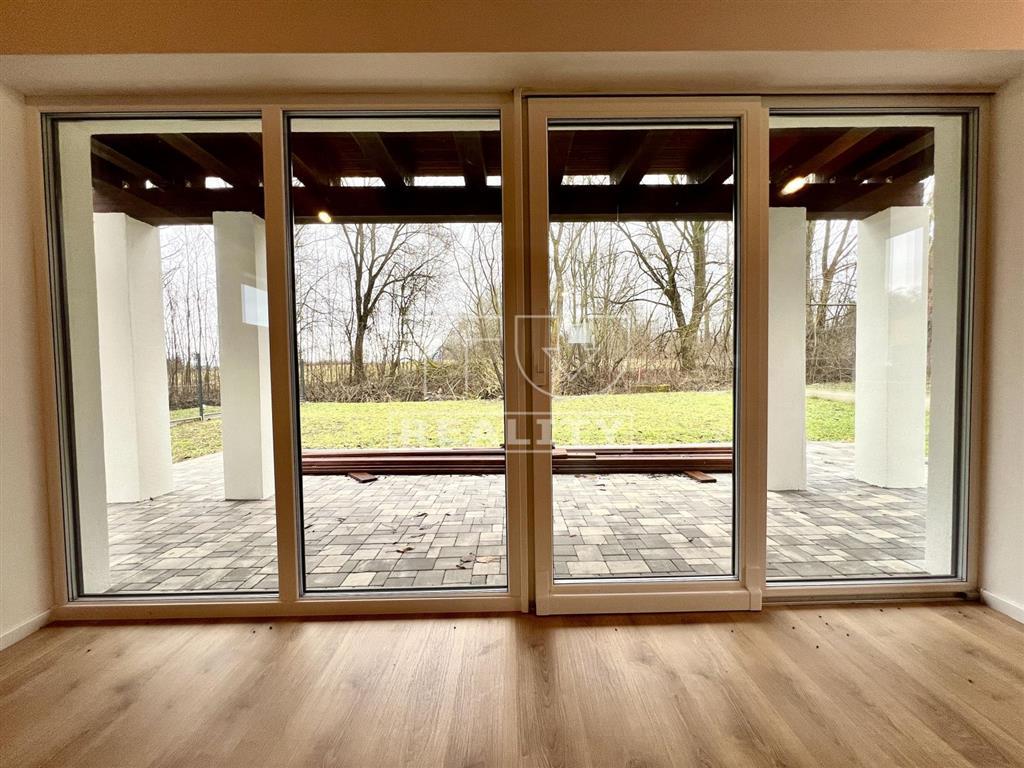 TUreality ponúka na predaj rodinný dom v Liptovských... - 5