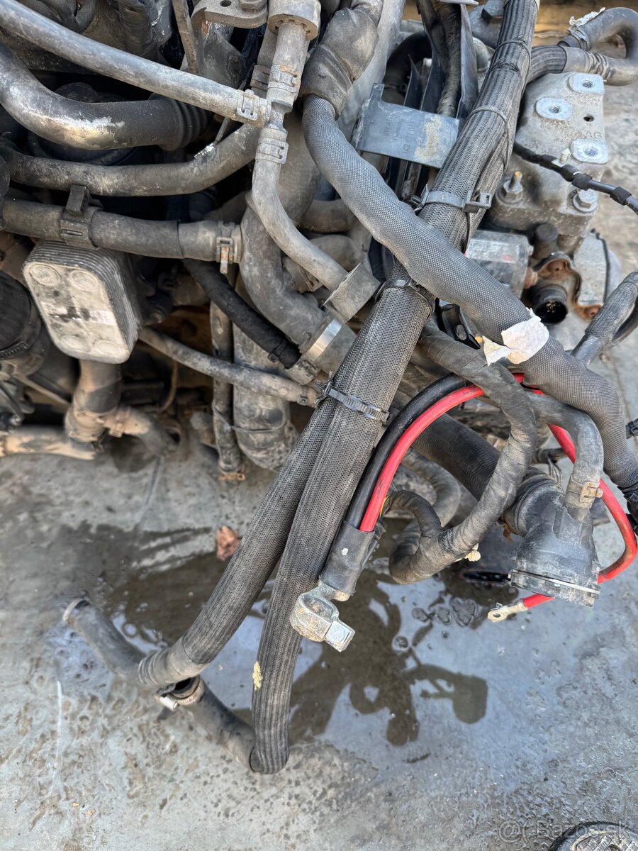 Rozpredám agregát CFGB 2.0 TDI 125kw - 5