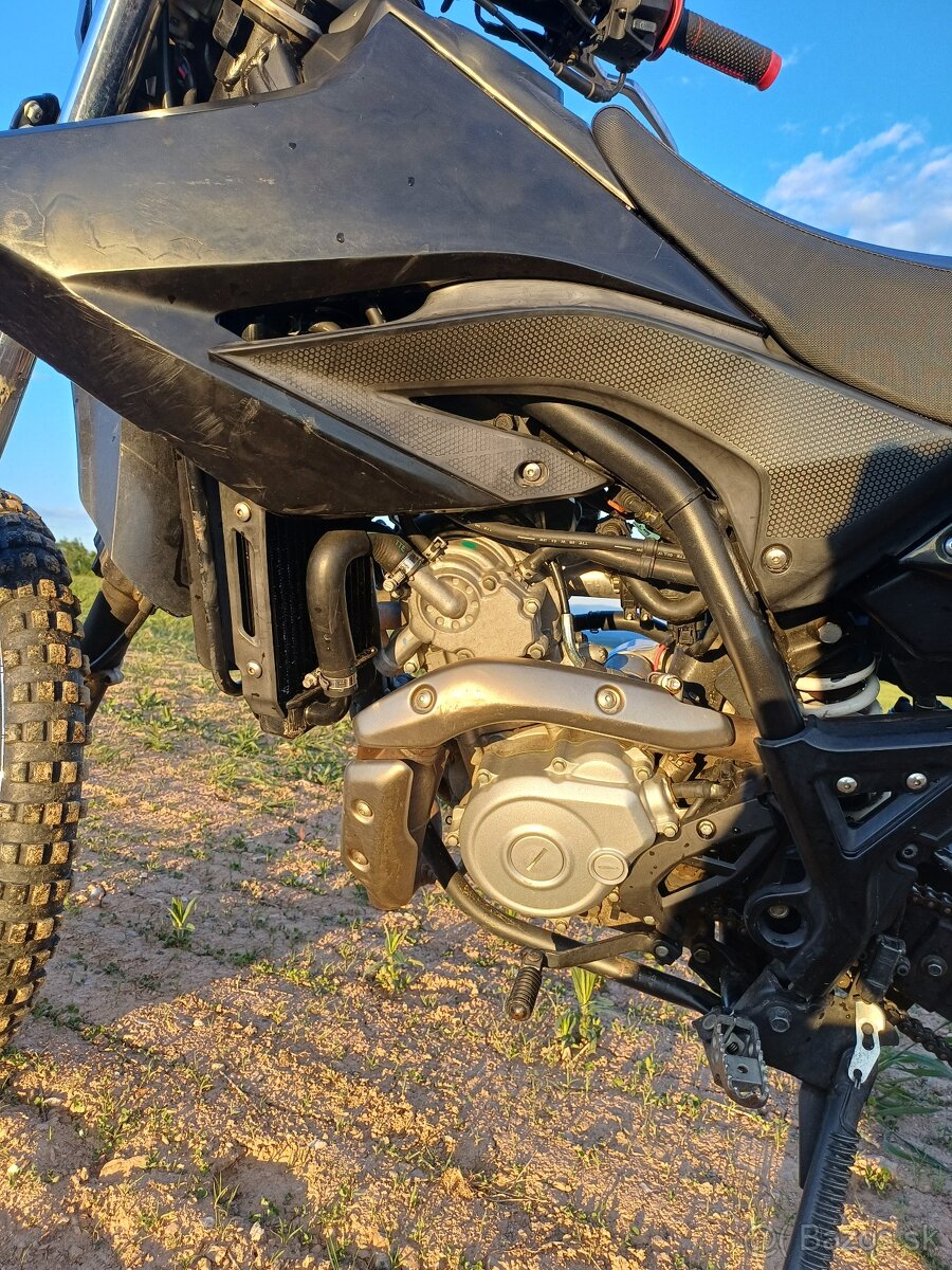 Predám Yamahu wr125r