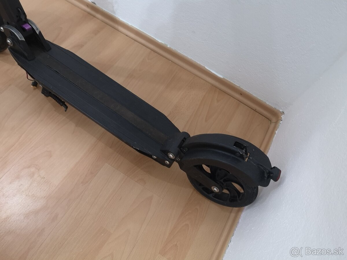 Kugoo kolobežka bez batérie - 5