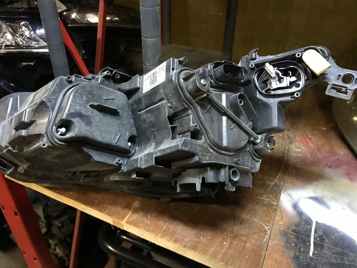 Vw golf 8 full Led pravý svetlomet - 5