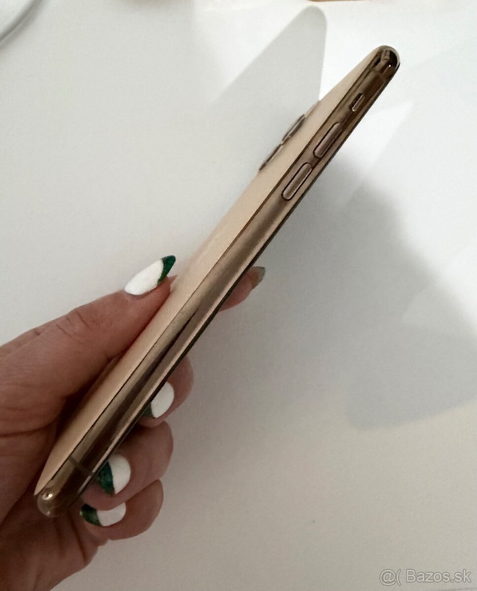 iPhone 11 pro gold - 5