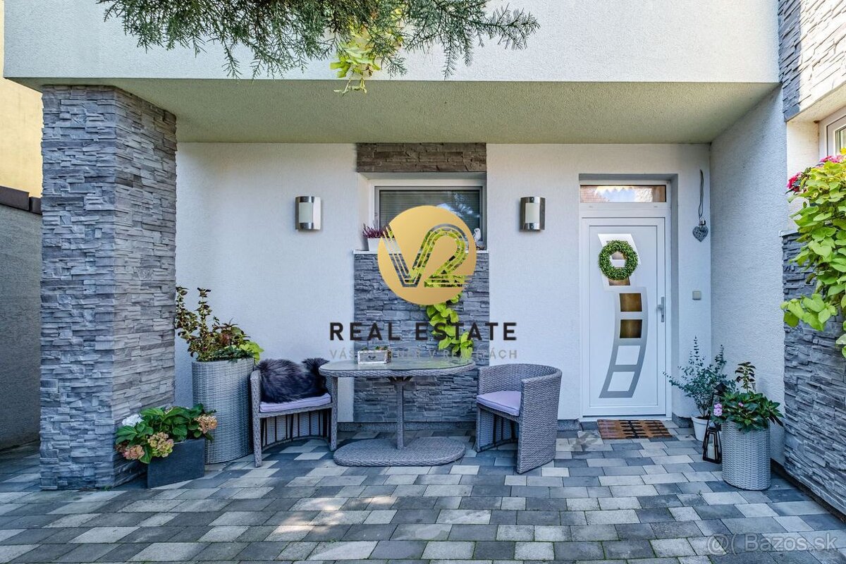 NA PREDAJ 5I RODINNÝ DOM S BAZÉNOM, 10 MIN DO CENTRA NITRY - 5