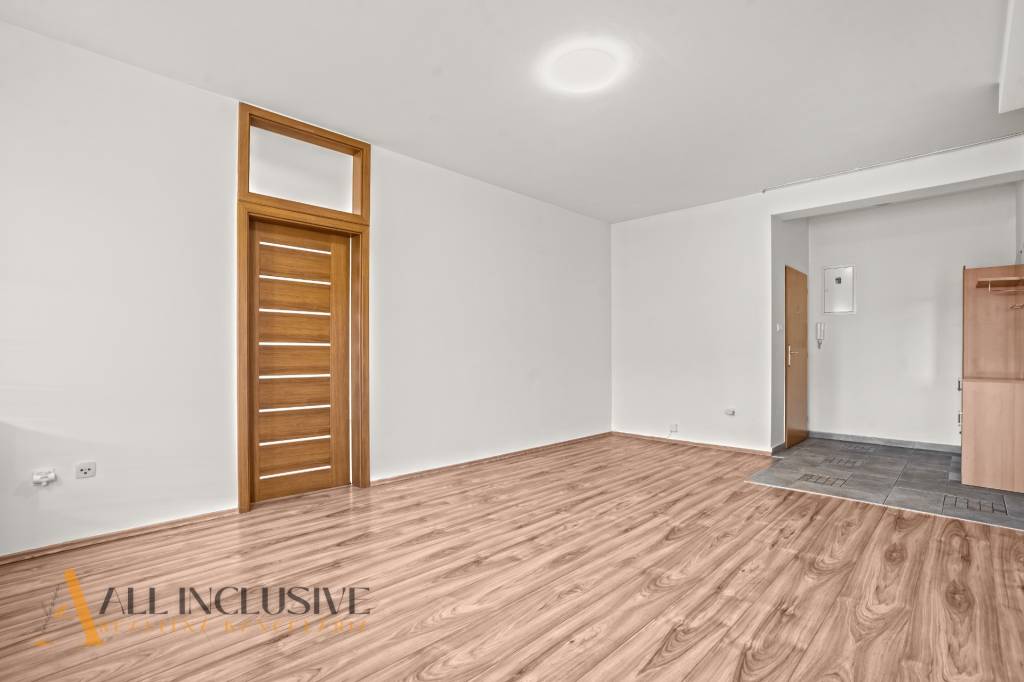 ALL INCLUSIVE | NA PRENÁJOM 2-IZBOVÝ BYT S BALKÓNOM A LODŽIO - 5