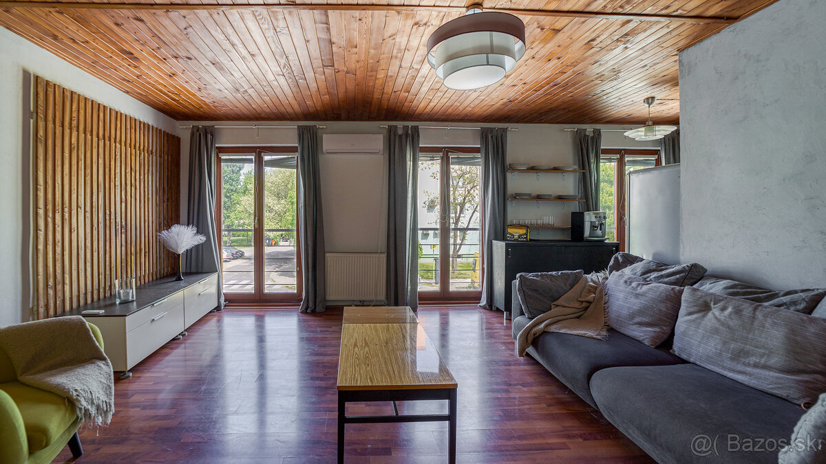 Trojpodlažná polyfunkčná budova v úplnom centre Šamorína na - 5