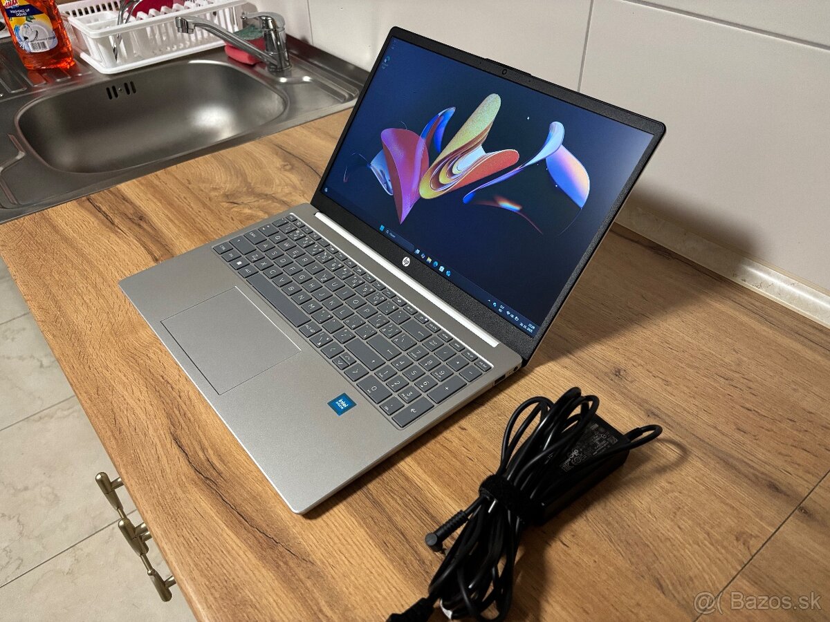 /HP/Notebook/4GB RAM DDR5/128GB NVMe SSD/Intel/2GB/ - 5