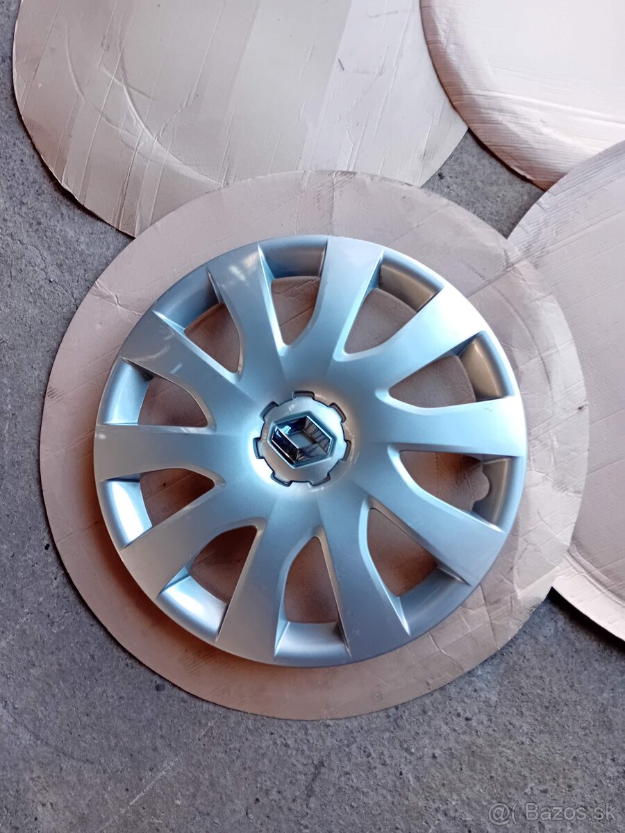 Puklice/okrasné kryty kolies - 5