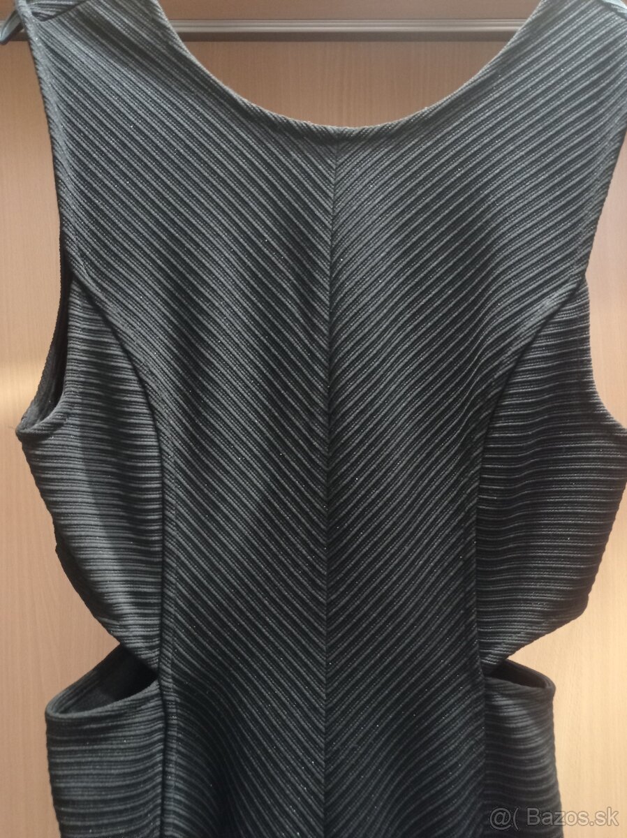 Cierne saty Gate - 5