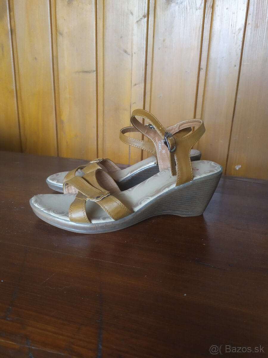 lodičky, sandálky veľ. 38 - 5
