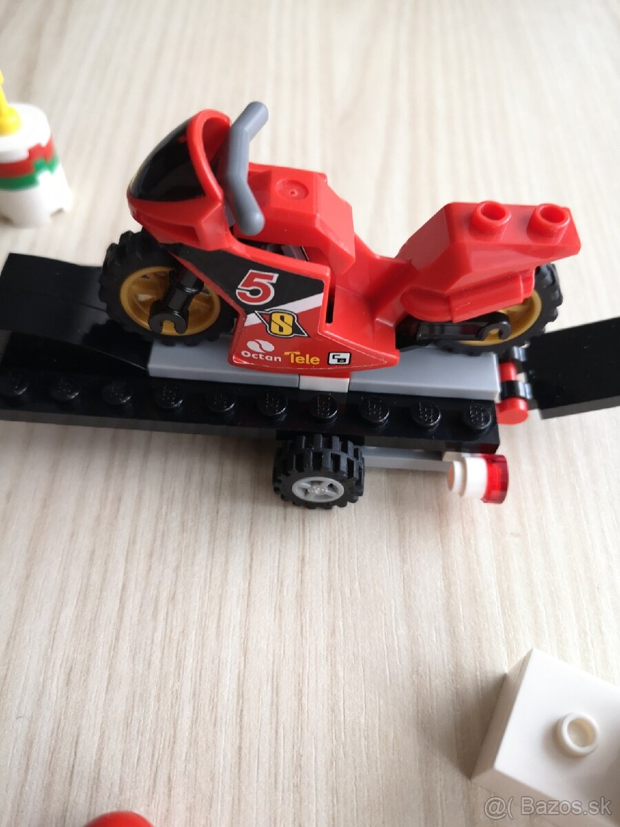 Lego City 60084 Prepravný kamión na pretekárske motorky - 5