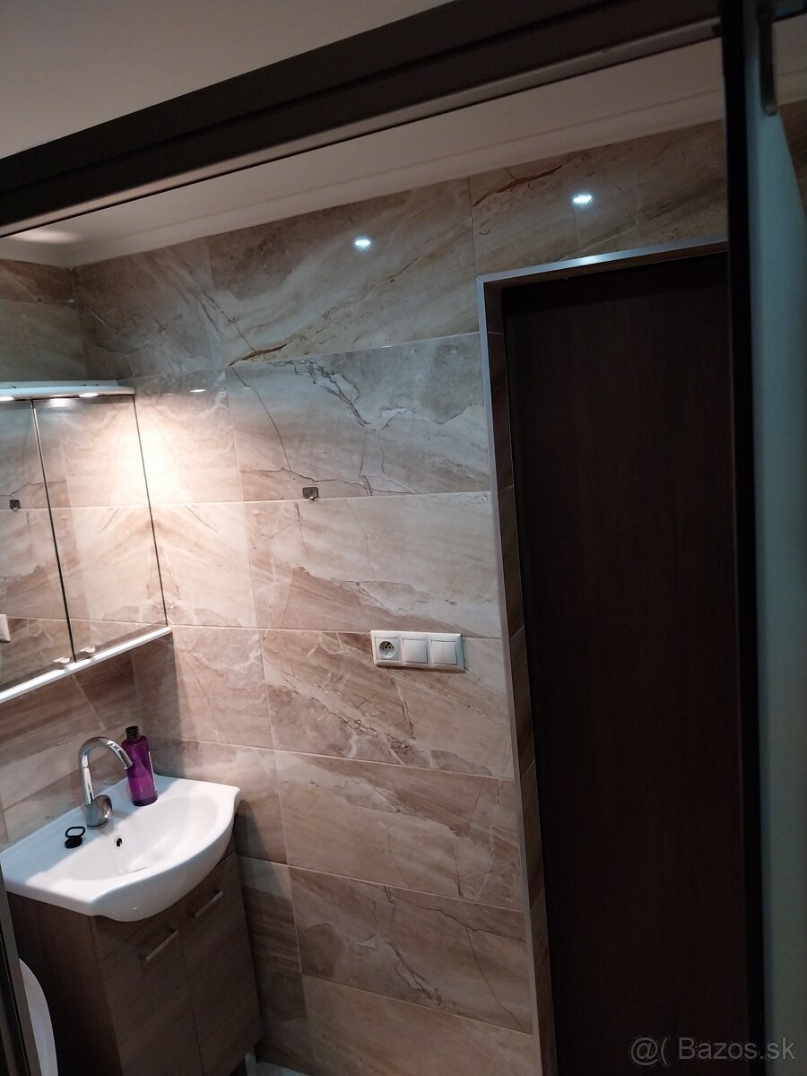 PRENAJOM 1 IZBOVÝ BYT - 5