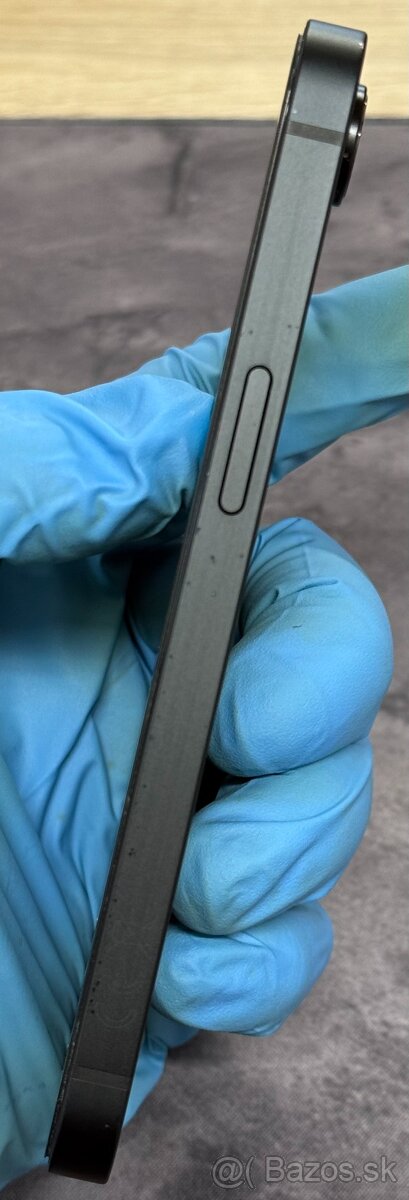 Apple iPhone 16e 128GB Black - 5