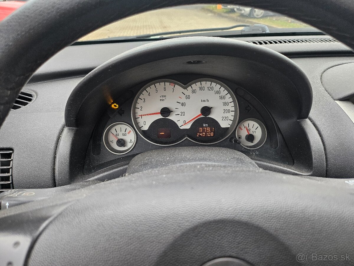 Opel Corsa -C 55 KW ,r.v. 2001,240108km - 5