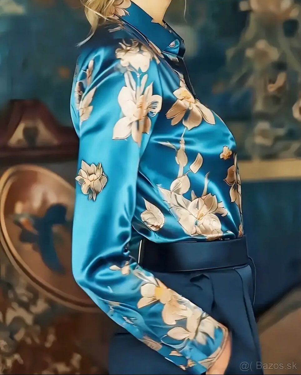 Saténová blúzka S - 5