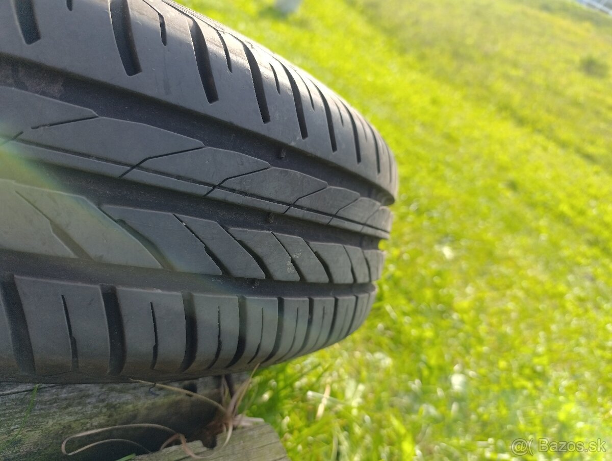 Predám letné pneumatiky na diskoch Peugeot 307 - 5