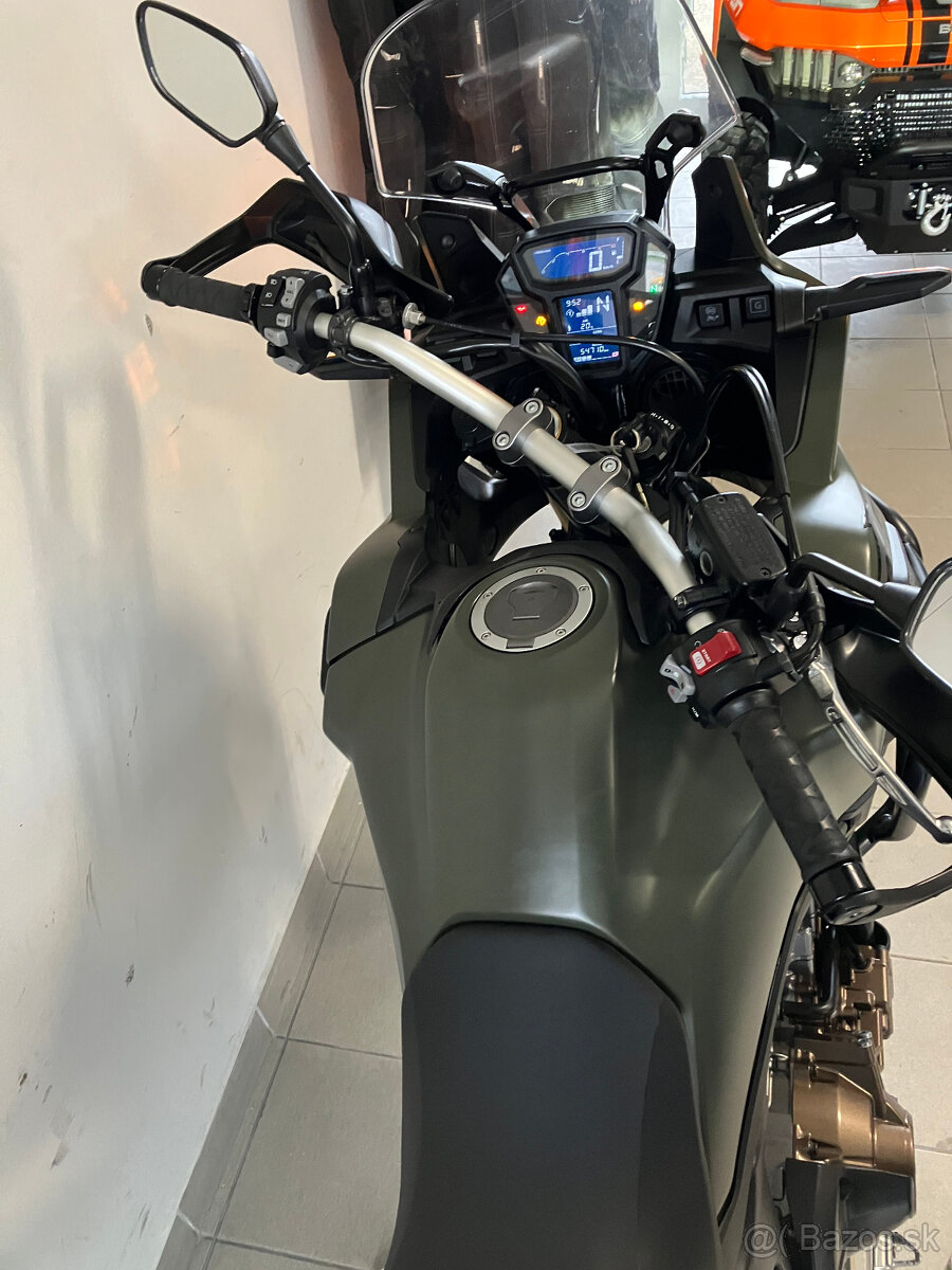 Honda CRF1000D Africa Twin DCT - 5
