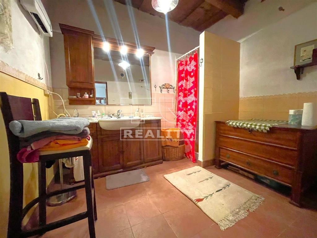 REZERVOVANÉ. Na predaj rodinný dom v Beladiciach časť... - 5