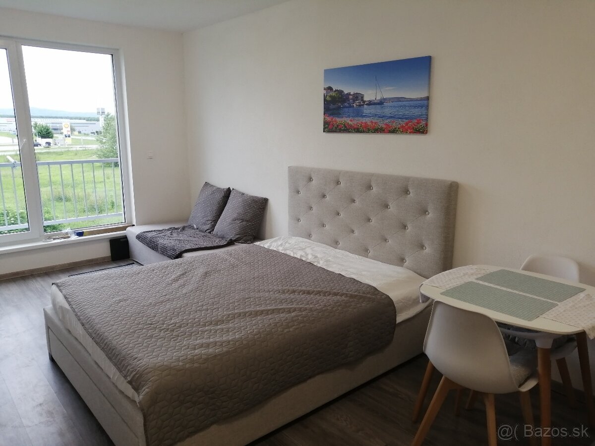 PRENÁJMEM GARZONKU - 5