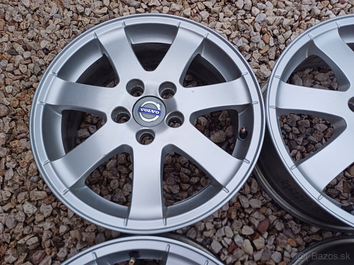 Predám orig. hliníkové disky Volvo R16 - 5