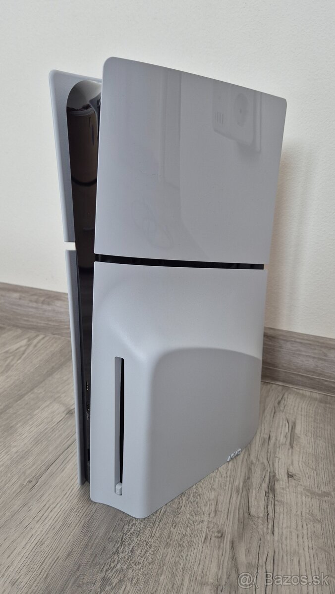 PS5 Slim 1TB - 5