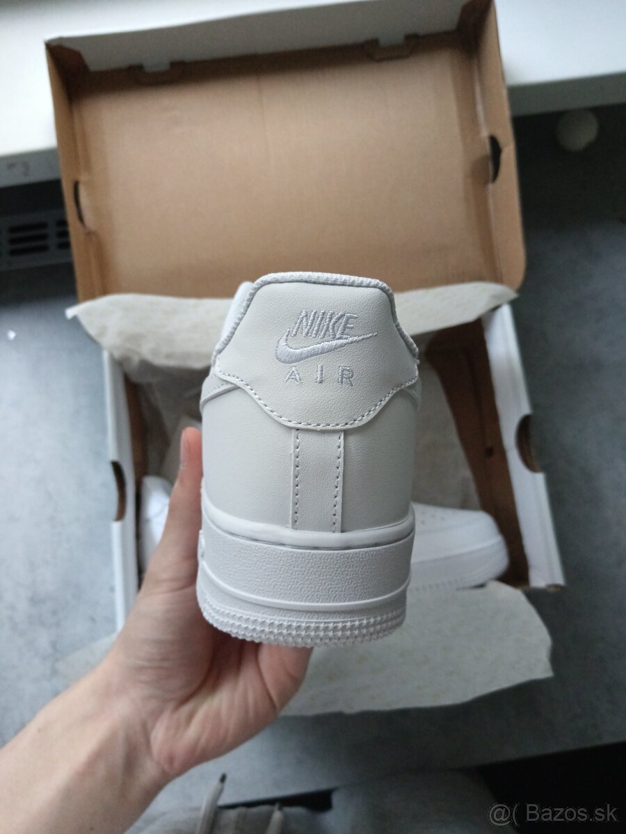 Nike Air Force 1 - biele - veľkosť 43 - 5