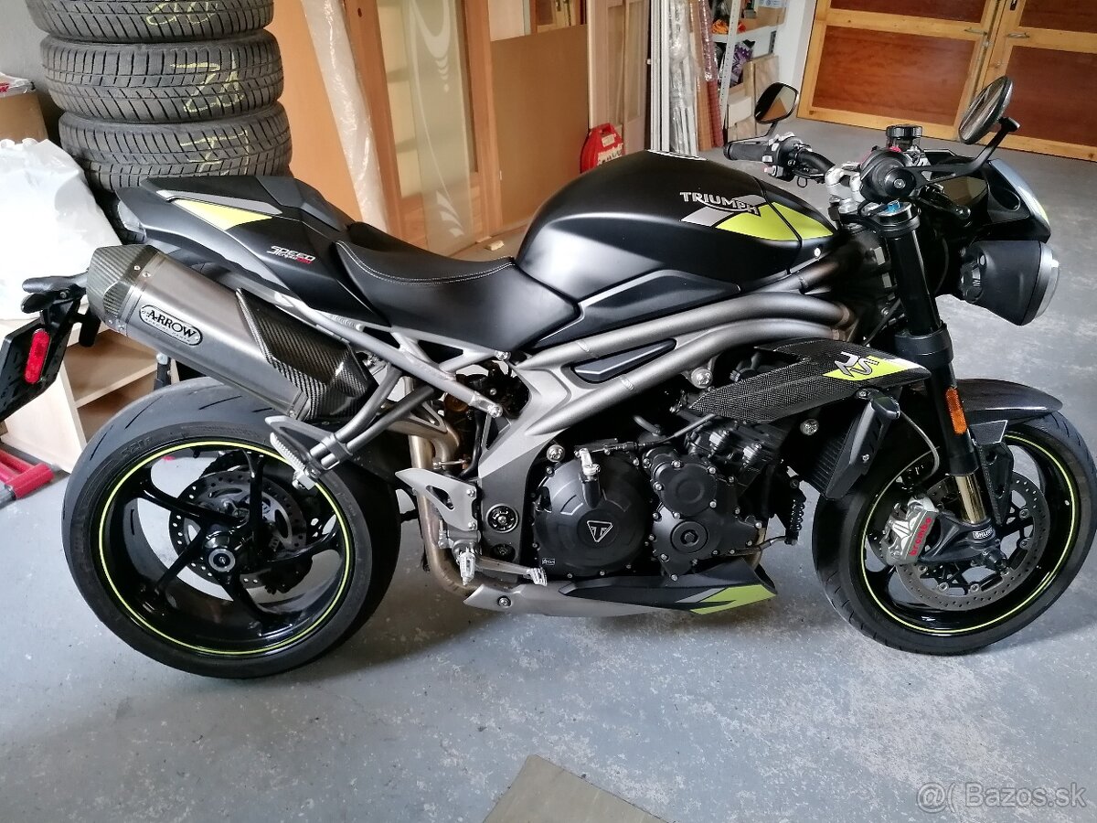 TRIUMPH 1050 Speed Triple RS 4/2021 - 5