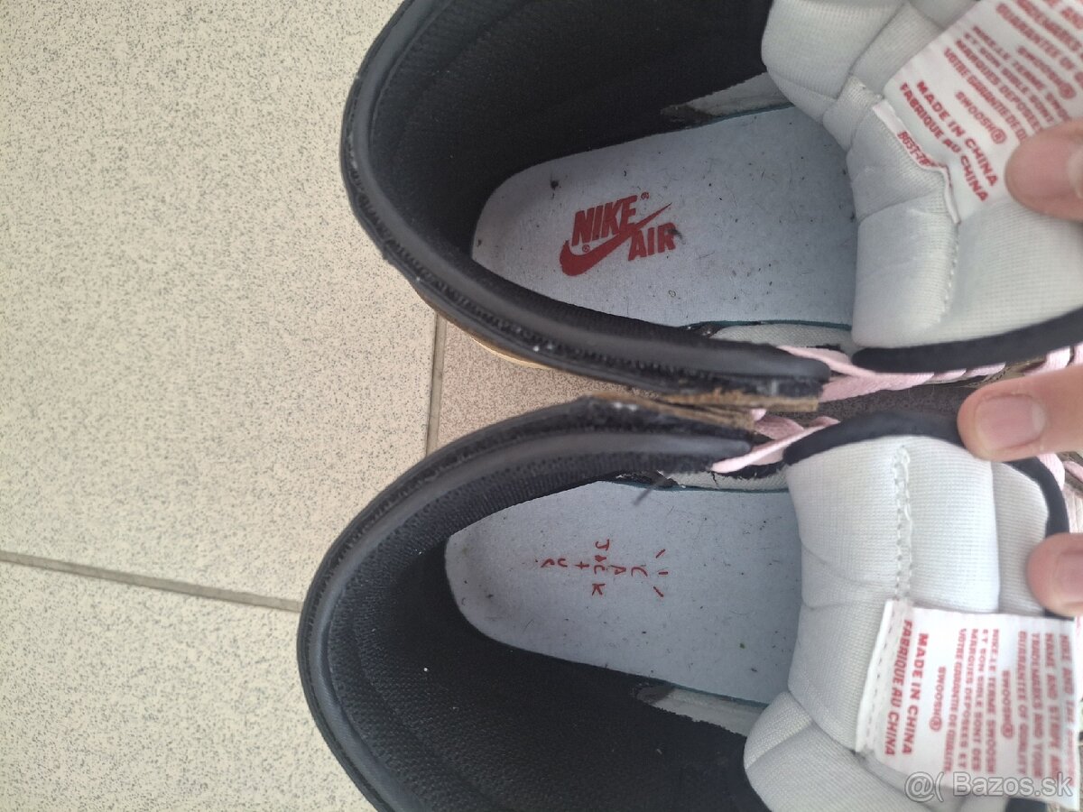 Air Jordan 1 Travis Scott - 5