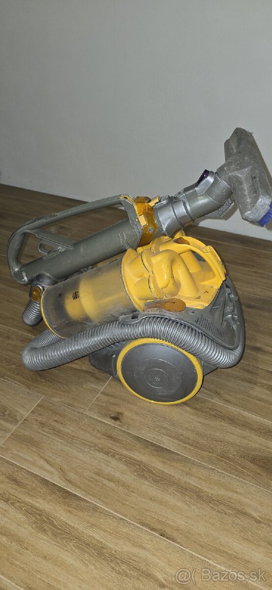 Dyson dc11 - 5
