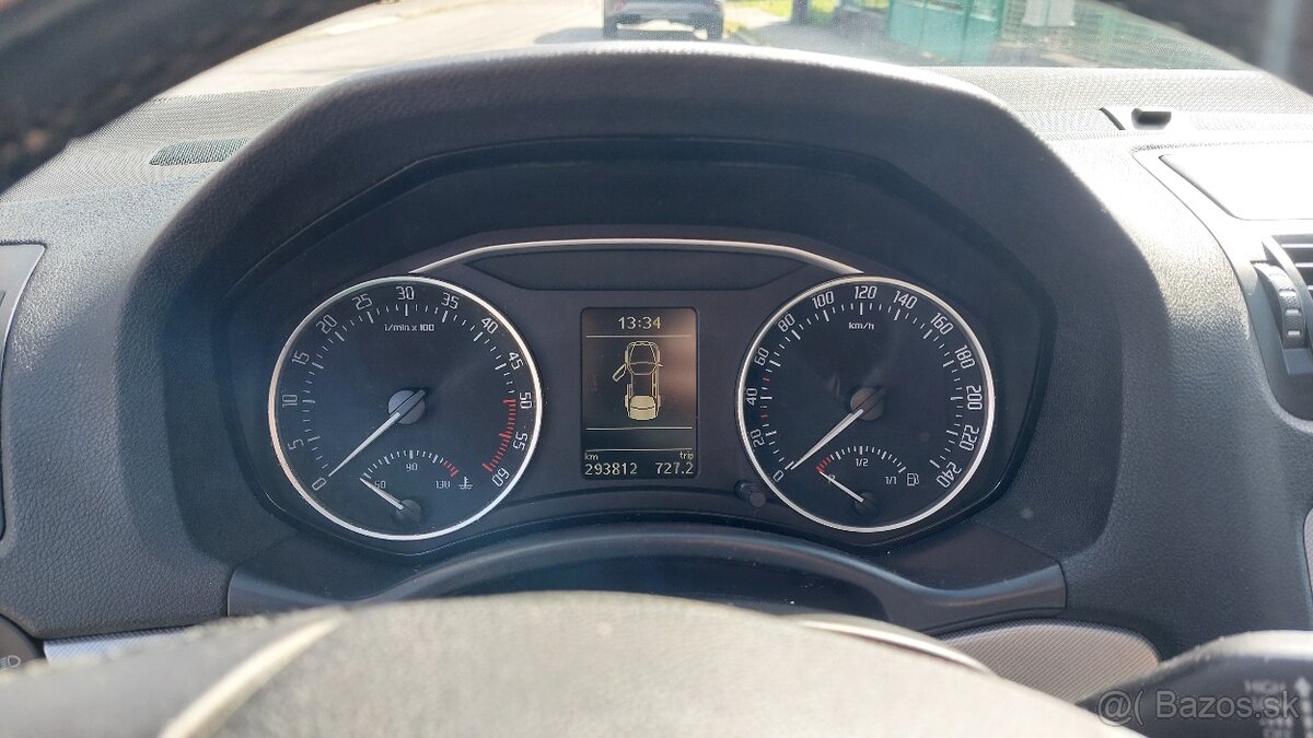 Škoda Octavia 2 combi 1.6 TDi, 77 kW - 5
