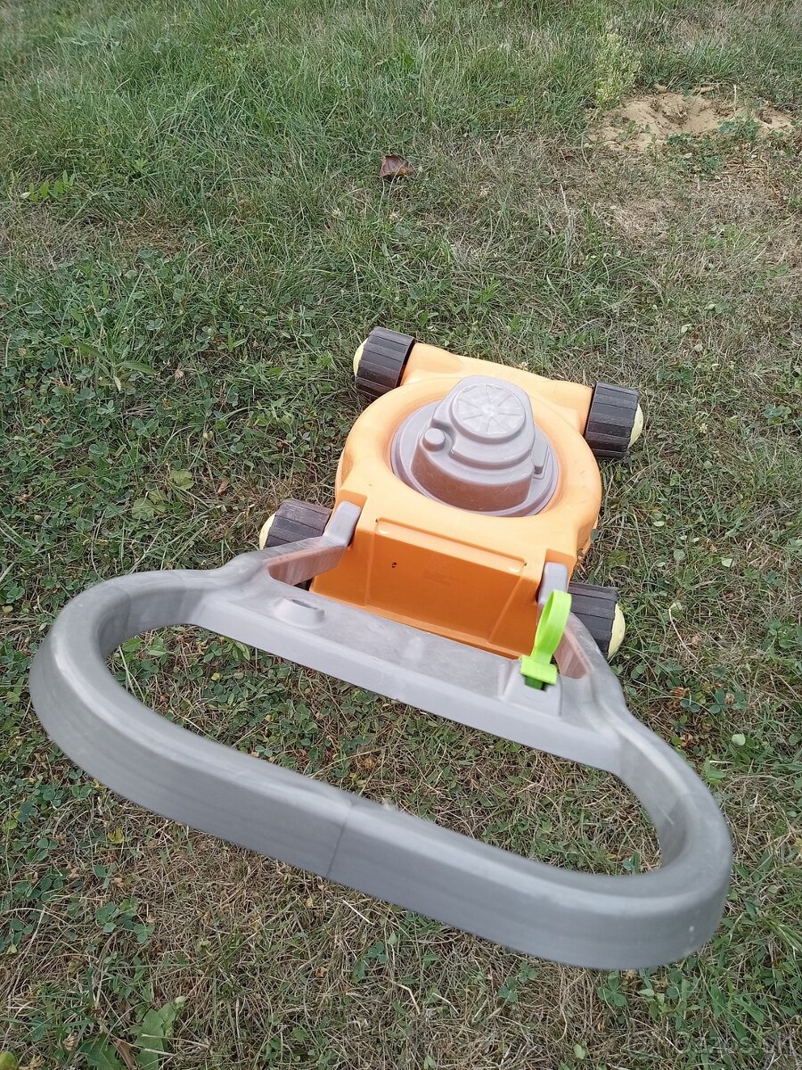 Plastová kosačka-oranžová - 5