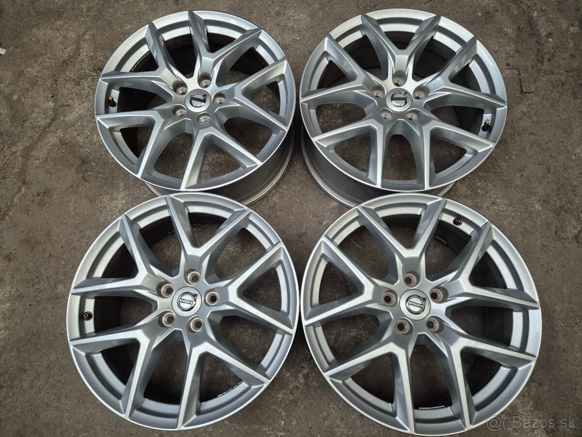 5x108 r18 ET50,5 x 7,5J elektróny originál VOLVO - 5