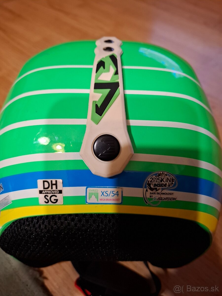 Prilba na lyžovanie - 5