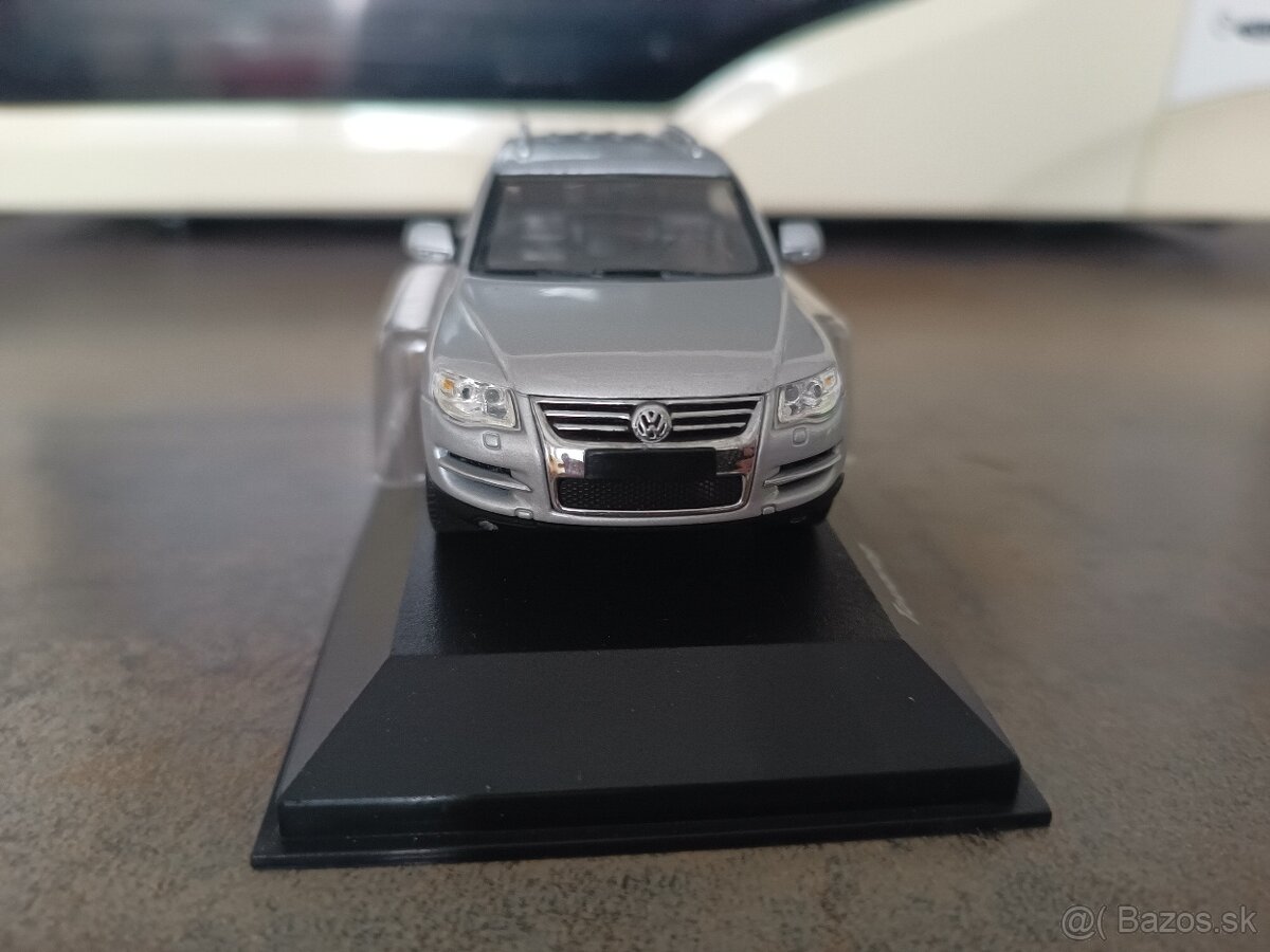 1:43 VW Touareg Minichamps - 5