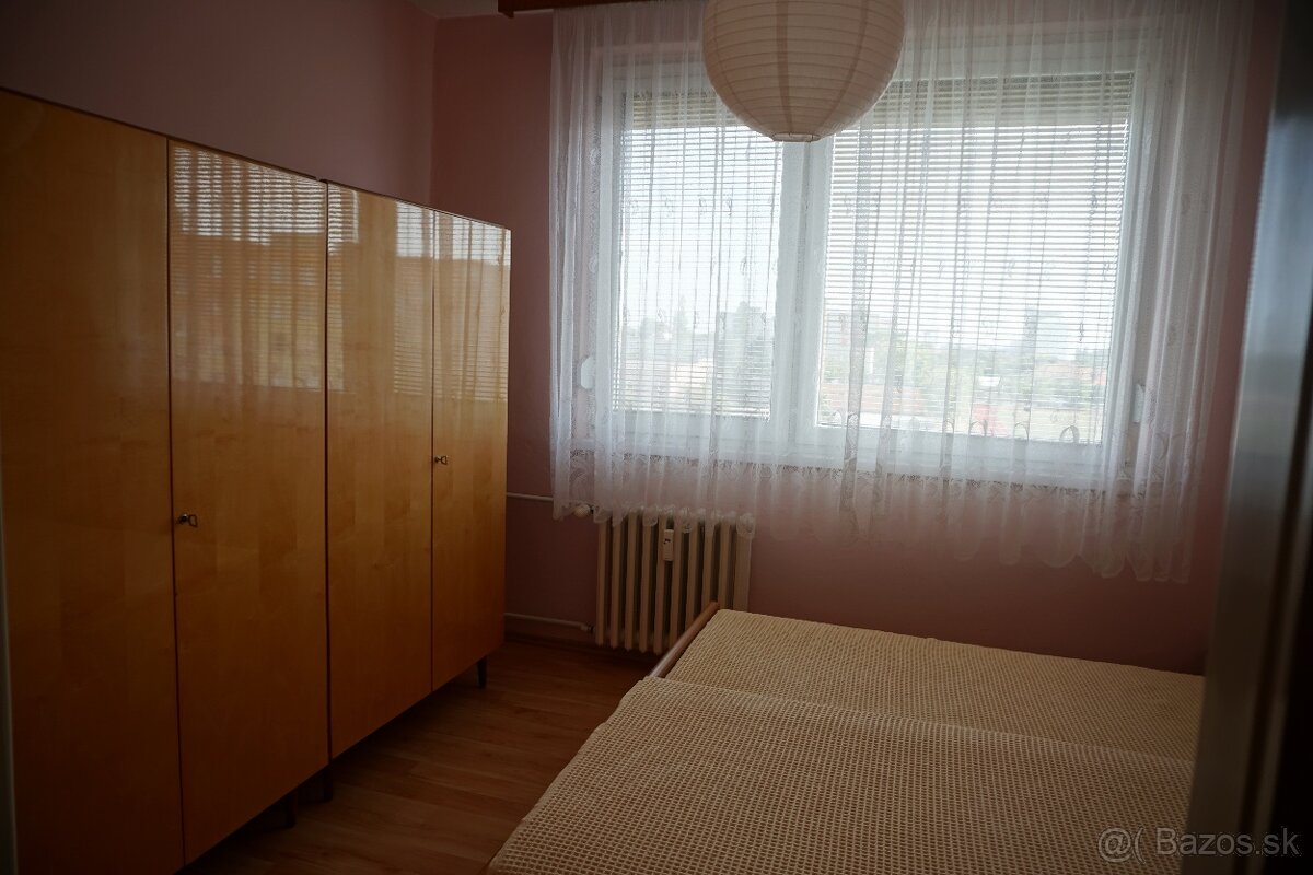 Predaj zariadeného 3,5-i. bytu v Seredi – 73m², ul. D. Štúra - 5