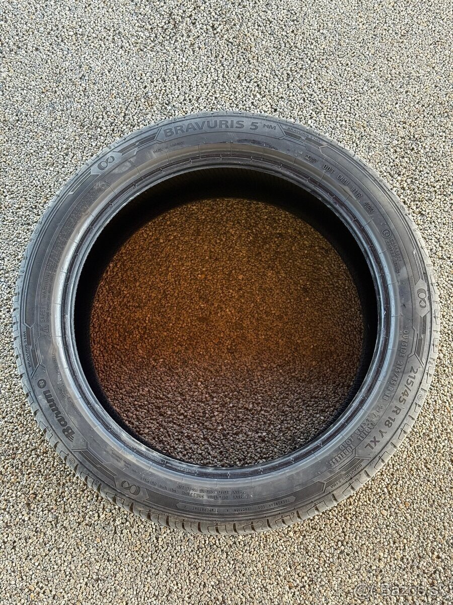 Barum 215/45 R18 8mm - 5