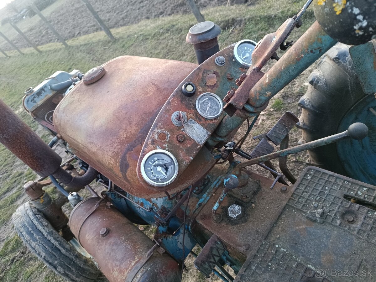 Predám traktor zetor 40 - 5