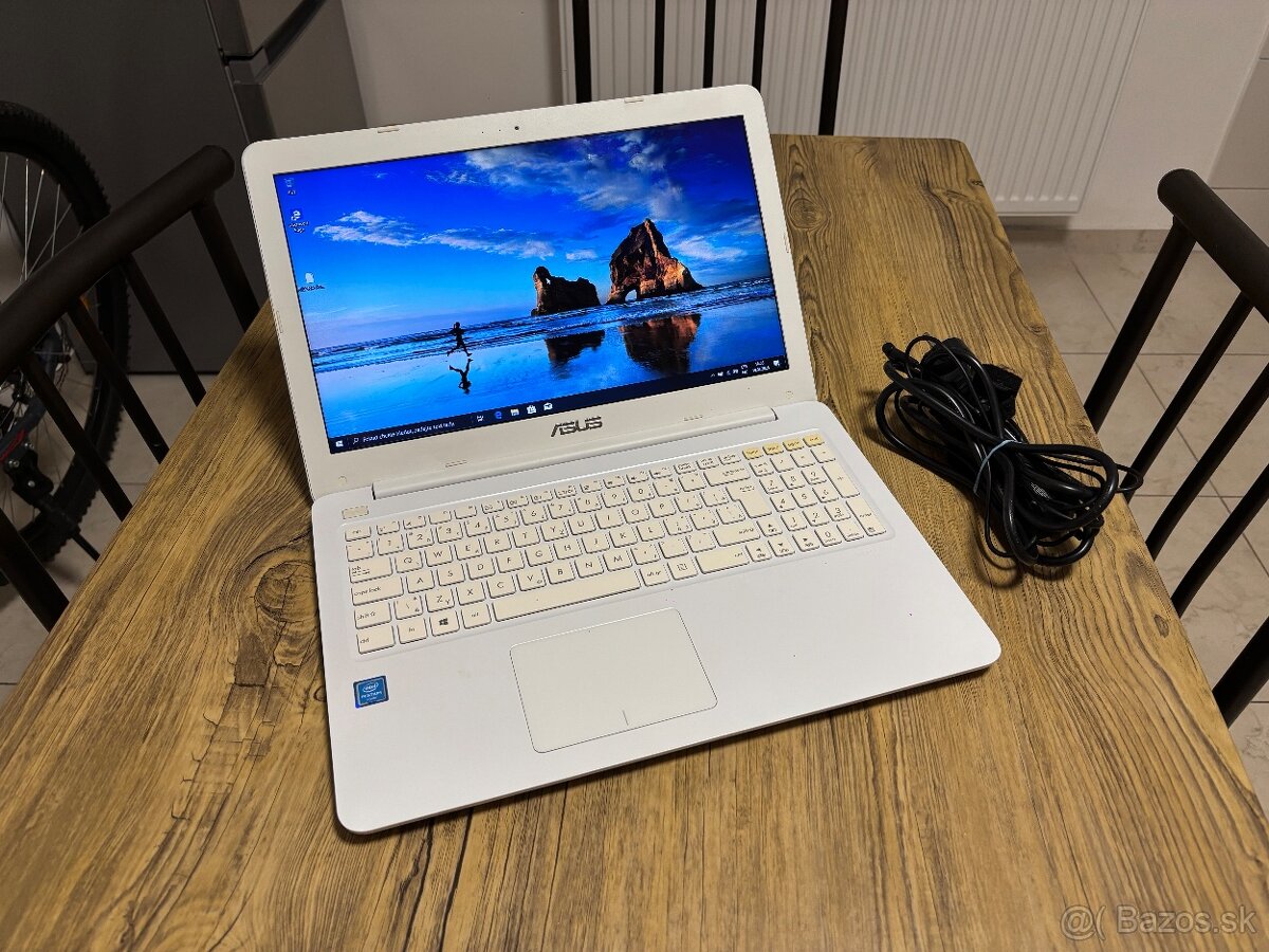 15.6/Asus Notebook/4GB RAM/320GB SSHD/Intel HD 2GB Graf - 5